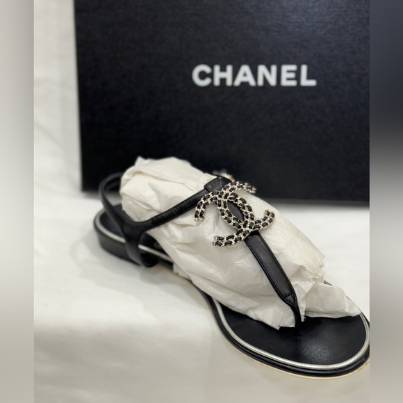 Chanel Thong Sandals - Picture 2 of 3